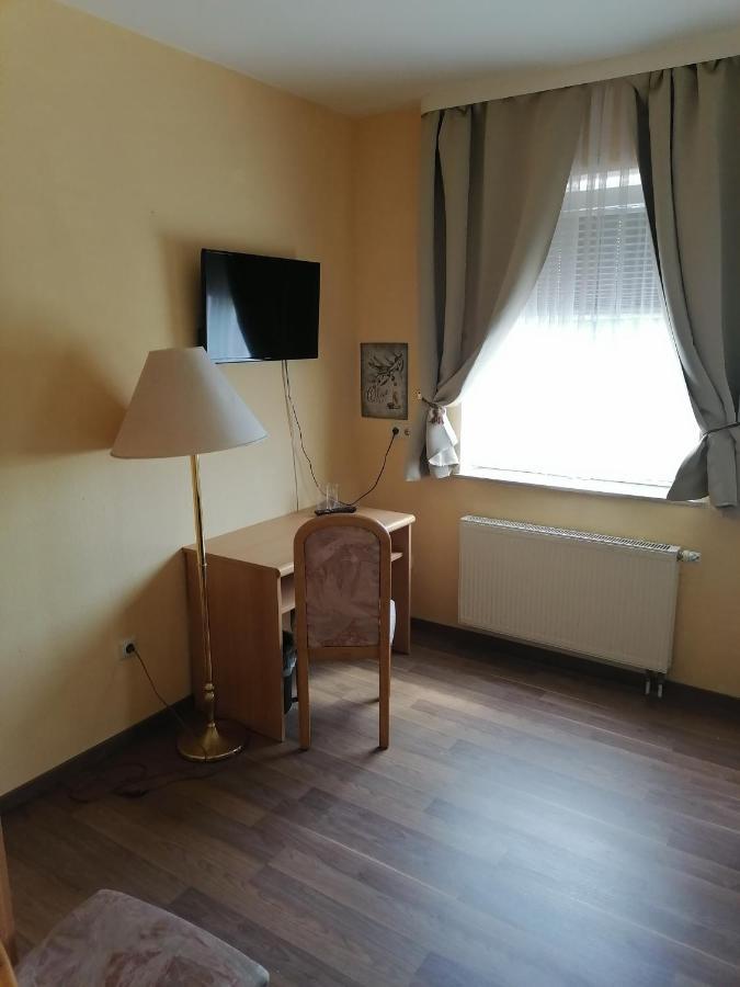 Pension Kuehnauer Hof デッサウ エクステリア 写真